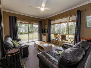 Goanna Cottage lounge